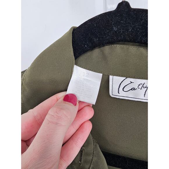 Kathy Che Women's Long Sleeve Button Down Green Polyester Shirt Top Size 12 - Picture 4 of 6